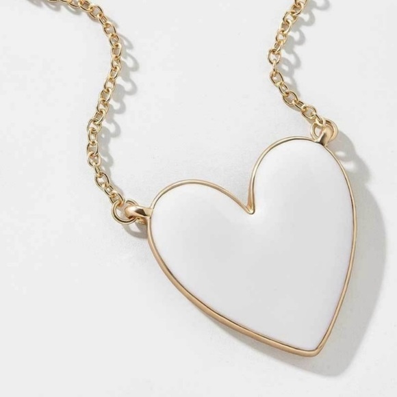 White and gold heart pendant necklace - Picture 1 of 2